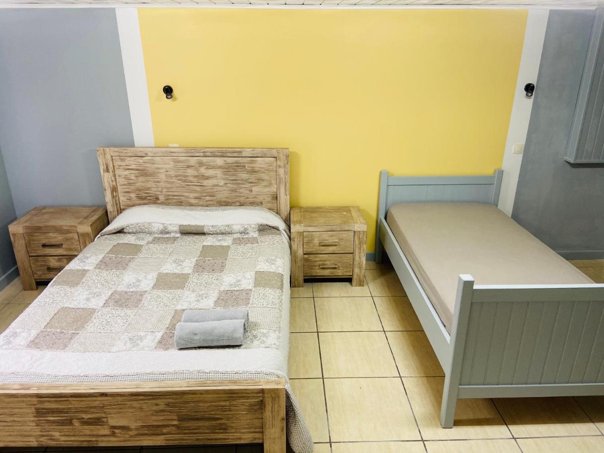 Chambres D'Hotes L'Orchidee Rose Salazie Exteriör bild