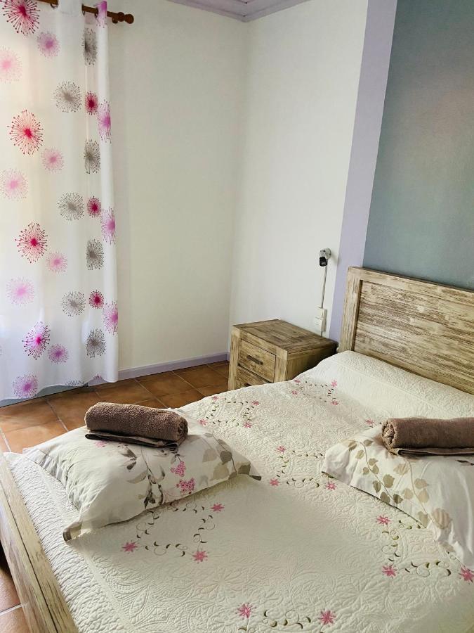 Chambres D'Hotes L'Orchidee Rose Salazie Exteriör bild